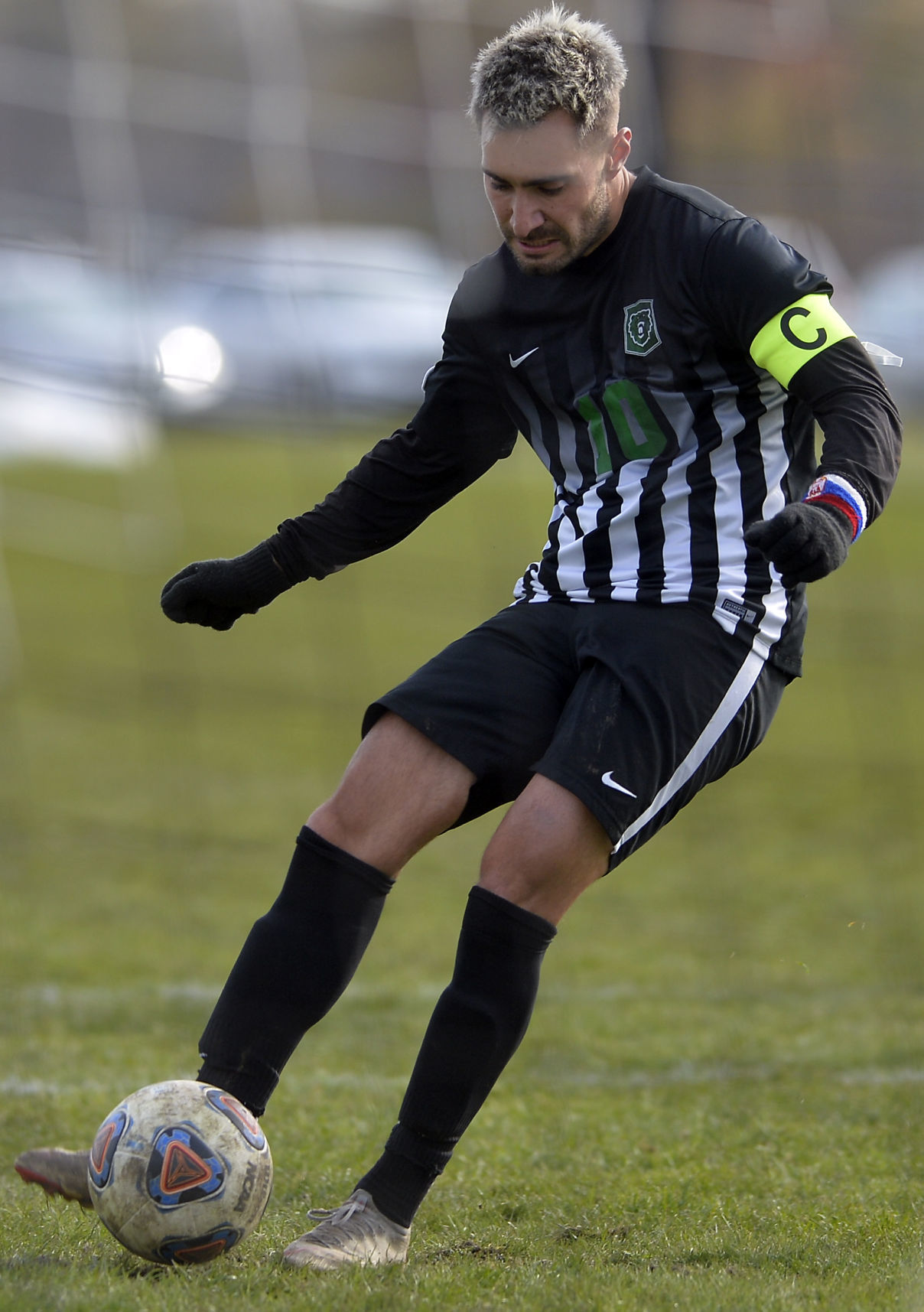 SOCCER UW PARKSIDE